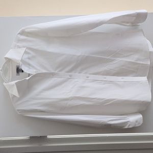 White long sleeves shirt